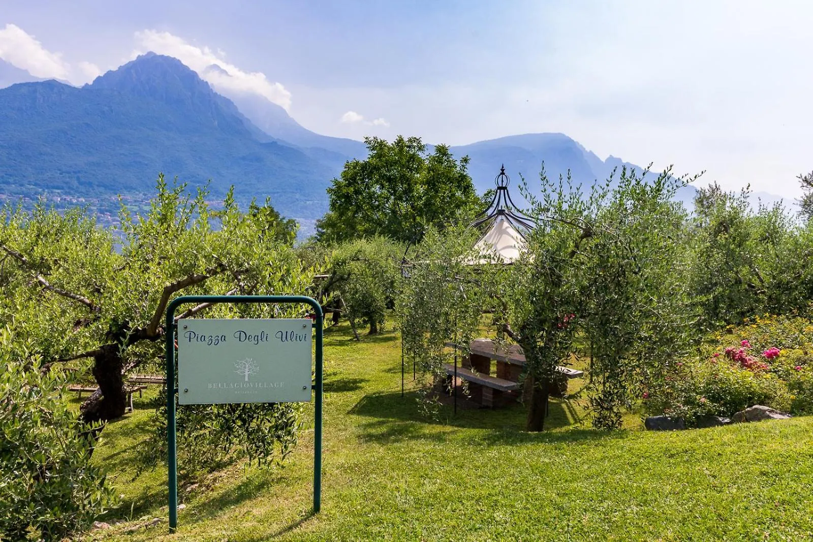 Villa Costanza- Private Heated Pool, Steam Room & Sauna - Bellagio Village Residence Oliveto Lario Italien