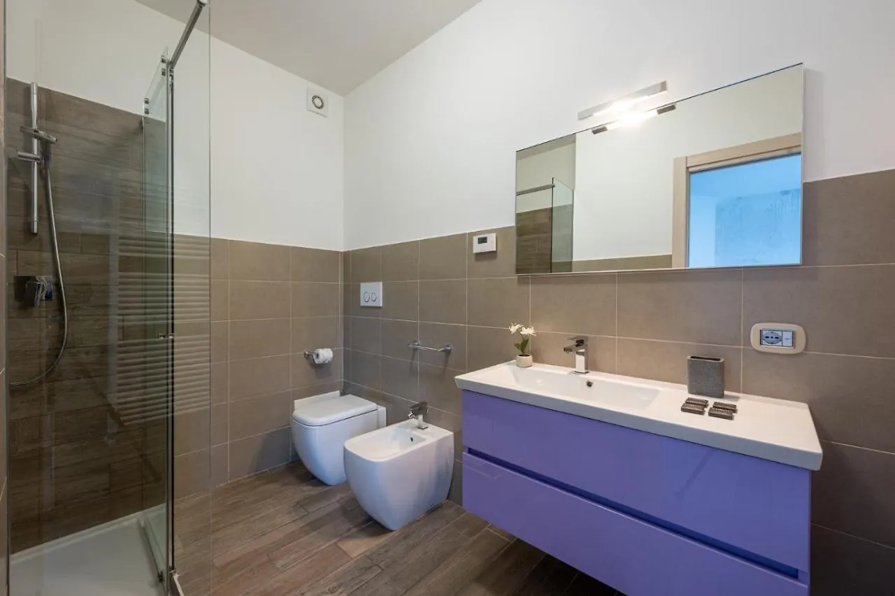 Villa Costanza- Private Heated Pool, Steam Room & Sauna - Bellagio Village Residence Oliveto Lario