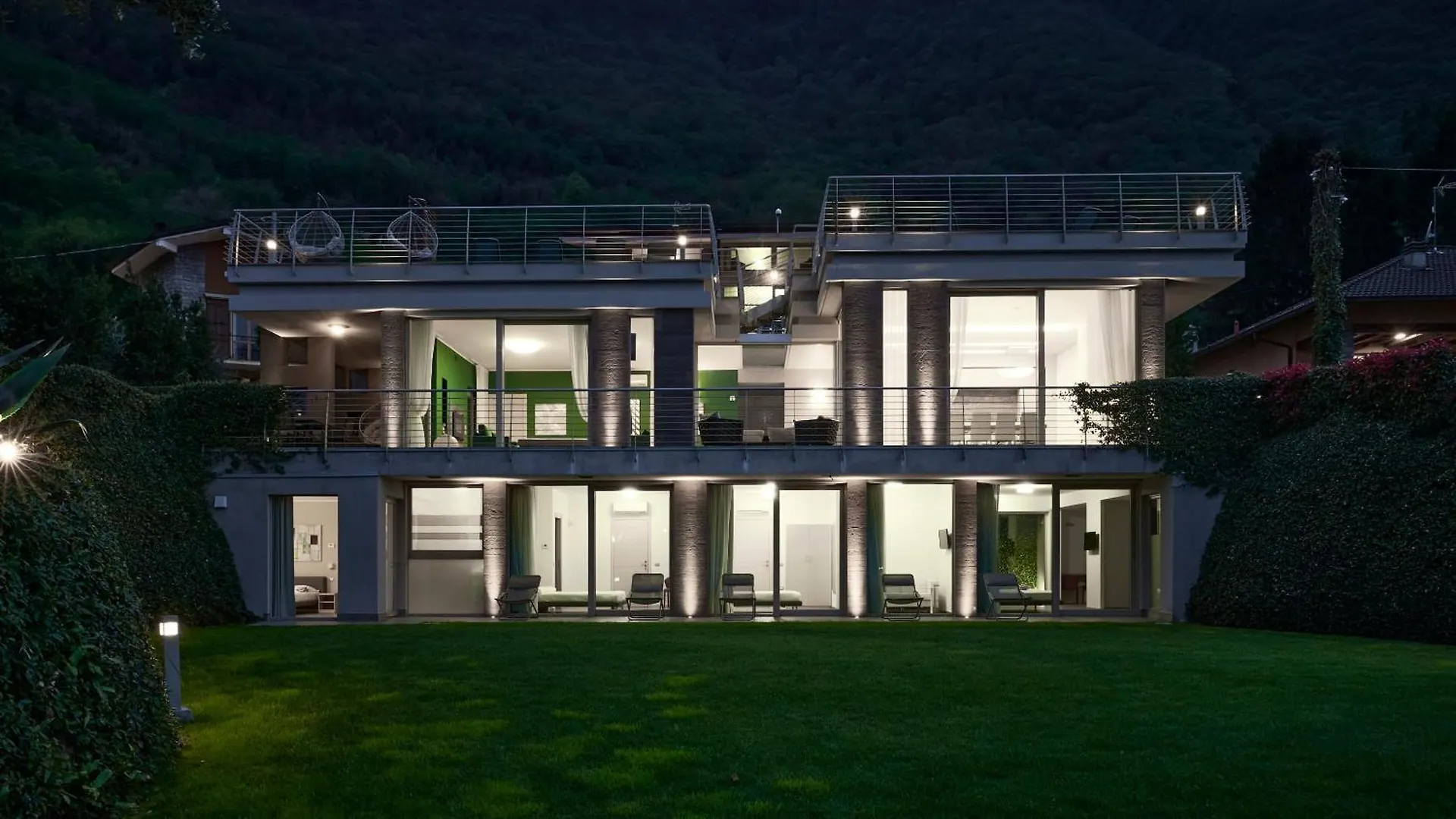 Villa Costanza- Private Heated Pool, Steam Room & Sauna - Bellagio Village Residence Oliveto Lario Włochy