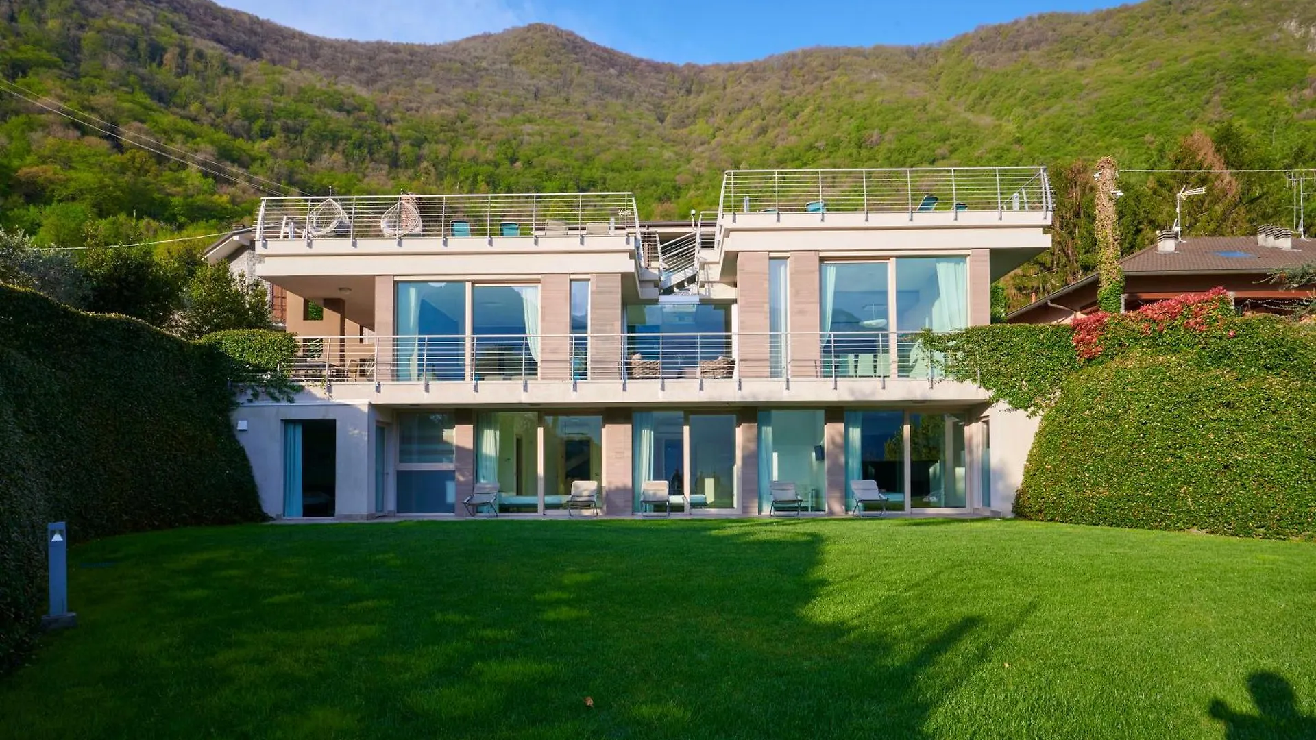 Villa Costanza- Private Heated Pool, Steam Room & Sauna - Bellagio Village Residence Oliveto Lario